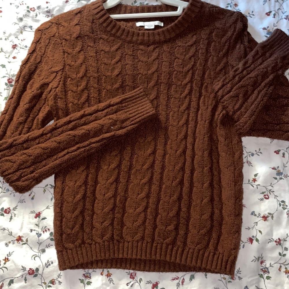 Brown sweater for the fall American Eagle